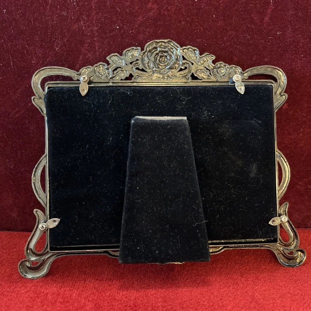 Vintage Ornate Photo Frame metal Art Nouveau Floral Vine‎ 3.5